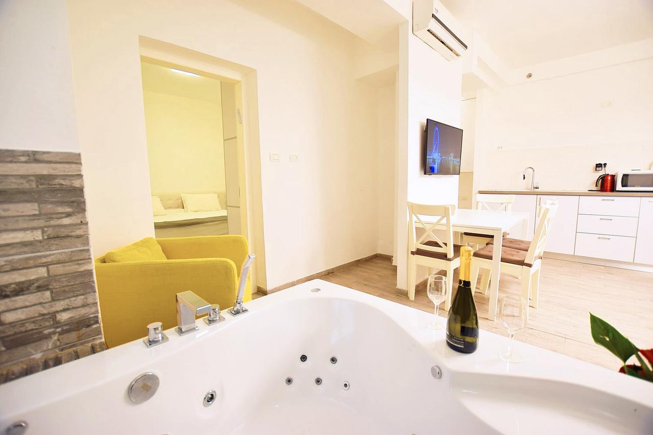 Rothschild 1929 Luxury Apartments Hotel Хайфа Экстерьер фото